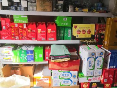 武安南西莊 服務(wù)村民多項的武商聯(lián)盟優(yōu)秀店主，戶外用品銷售之光