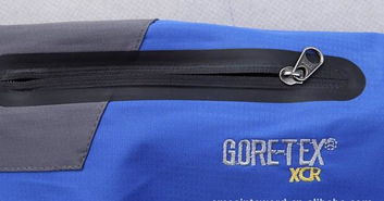 廠家直銷(xiāo)，品質(zhì)之選 戶外沖鋒衣男款兩件套，抗寒登山運(yùn)動(dòng)必備